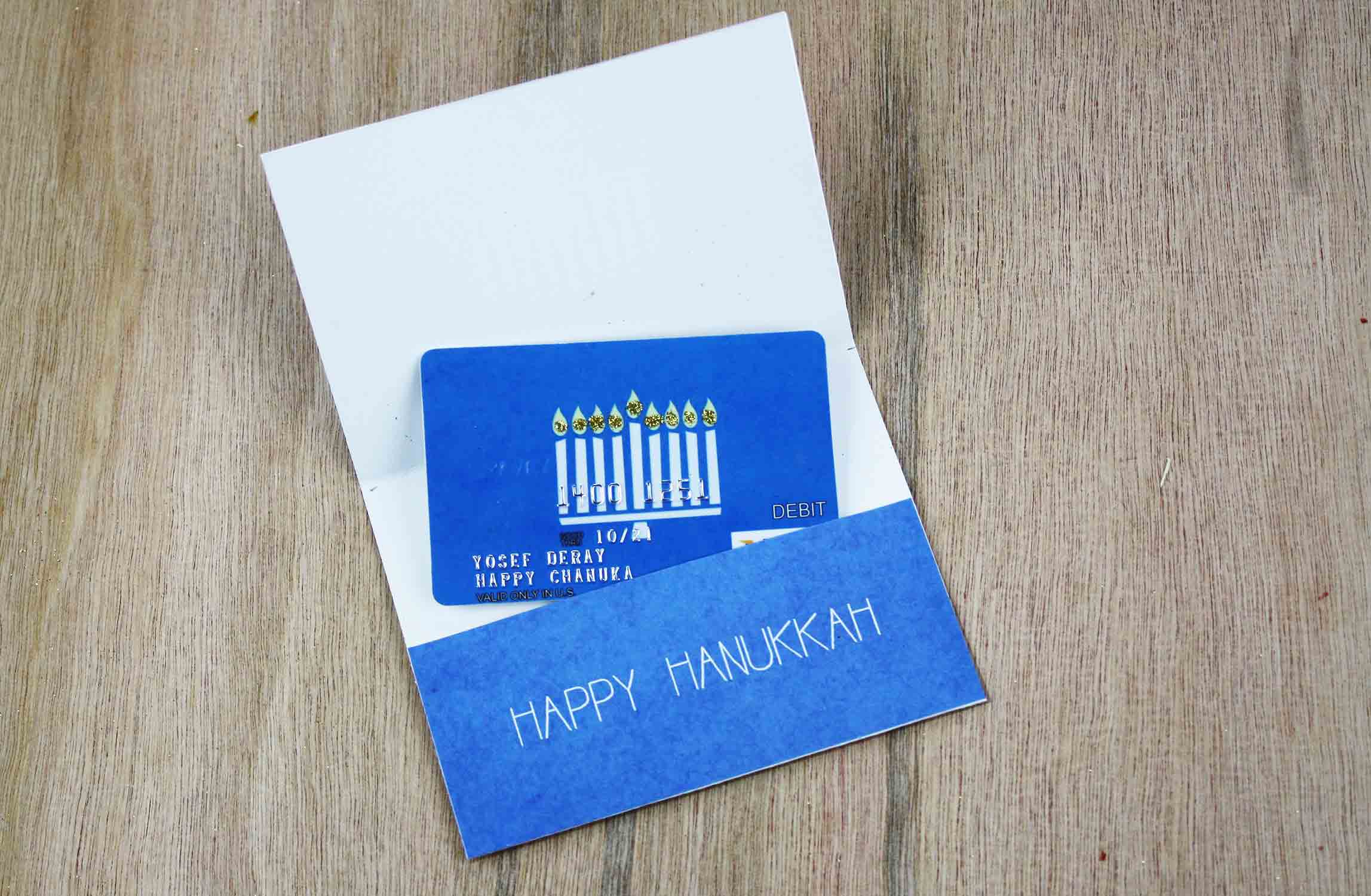 Free Printable} Gift Card Holder for Hanukkah