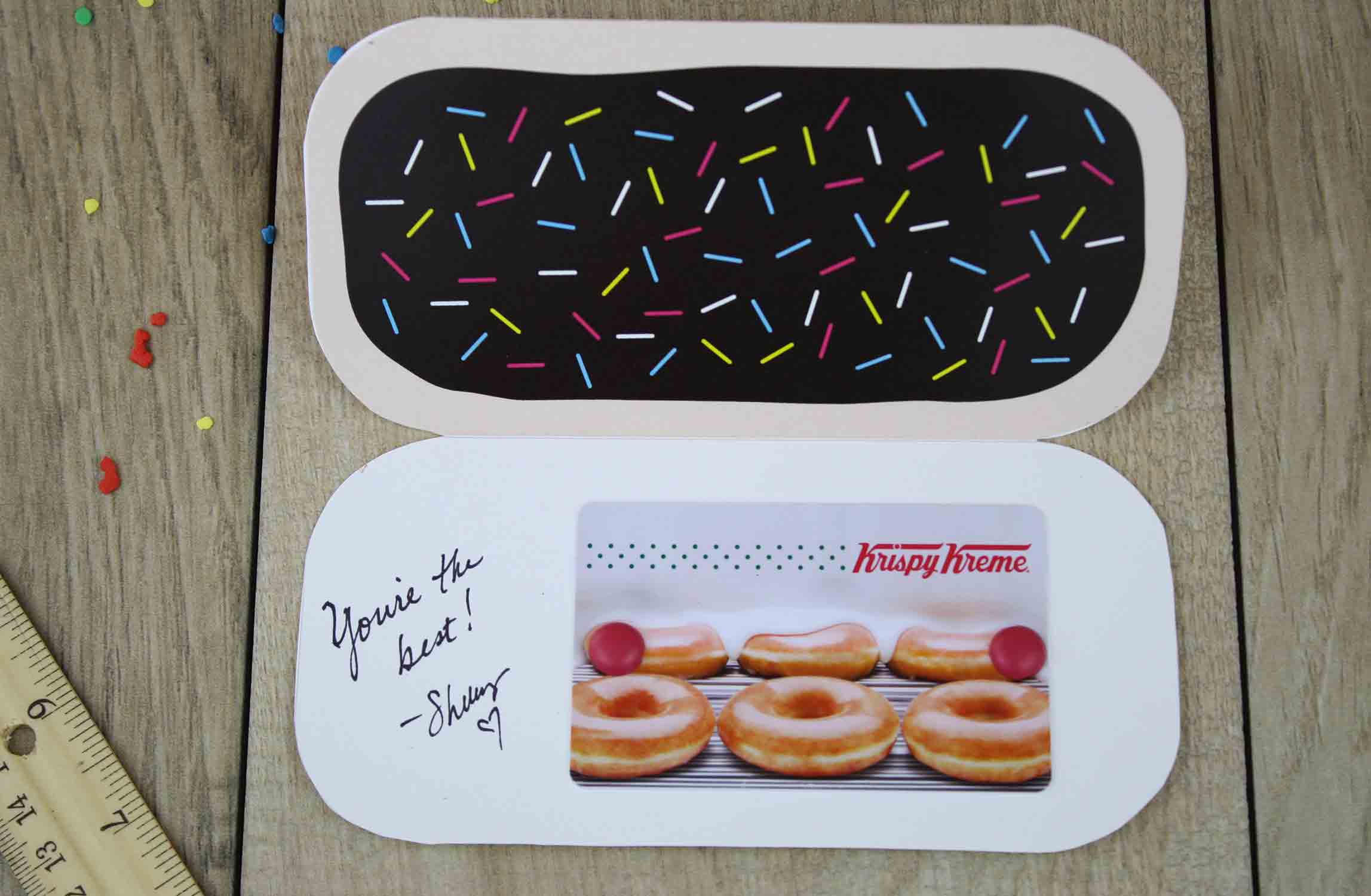 donut gift card holder inside