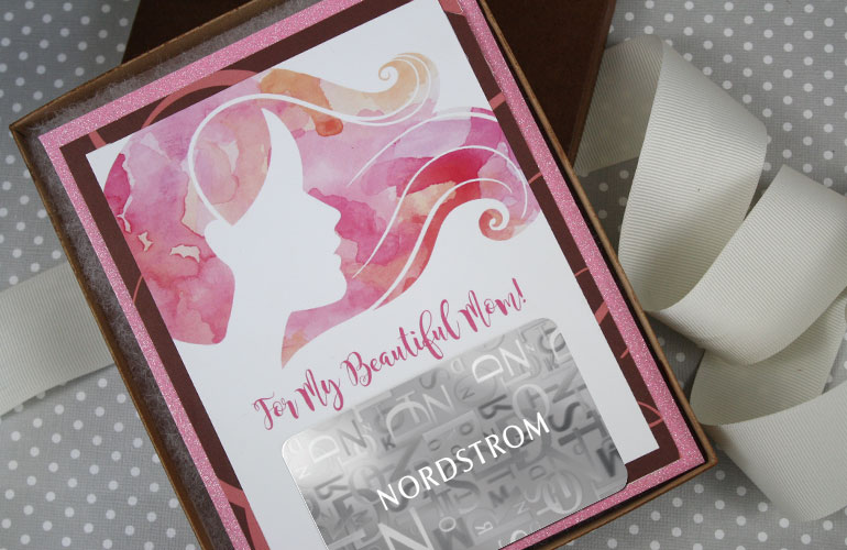 {Free Printable} Gift Card Holder for a Beautiful Mom GCG