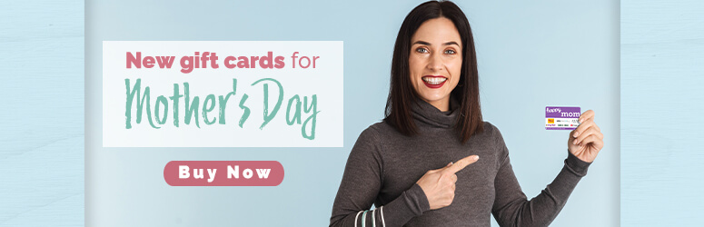 woman holding mothers day gift card